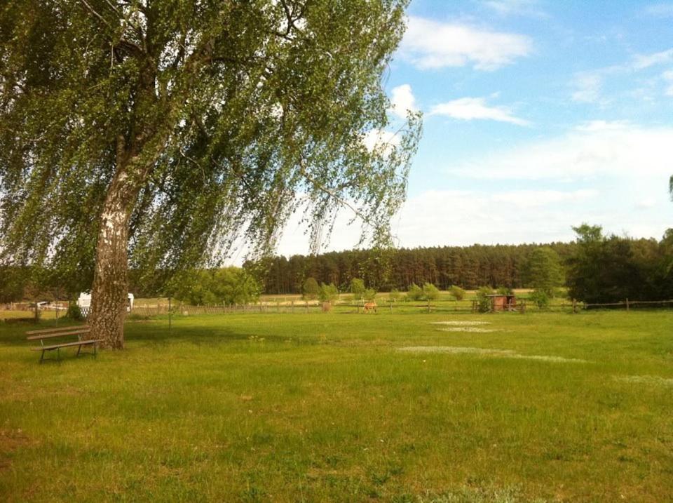 Landhotel Am Peetscher See Міров Екстер'єр фото